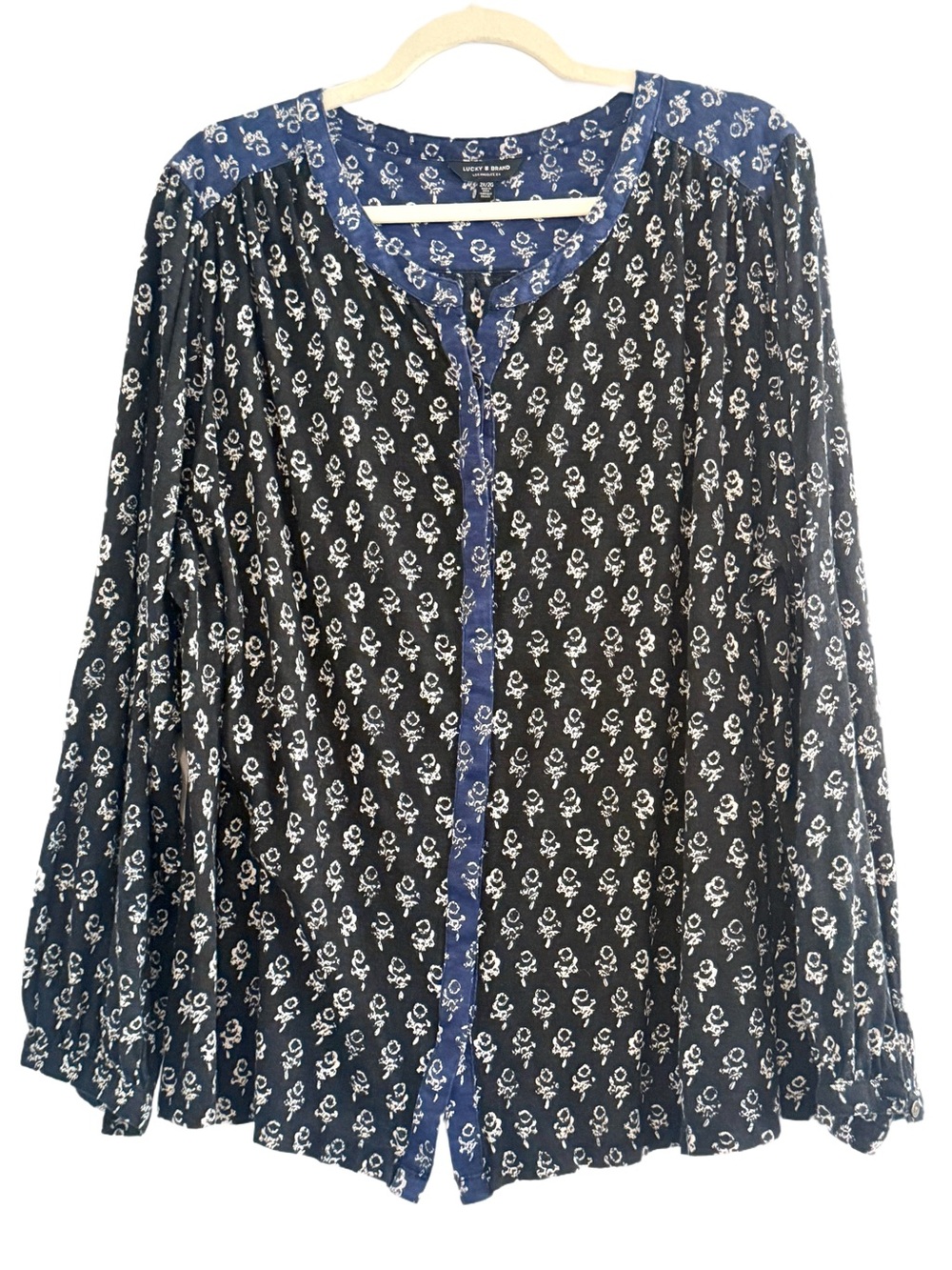 Lucky Brand Black and Blue Floral Button-Front Blouse 2X